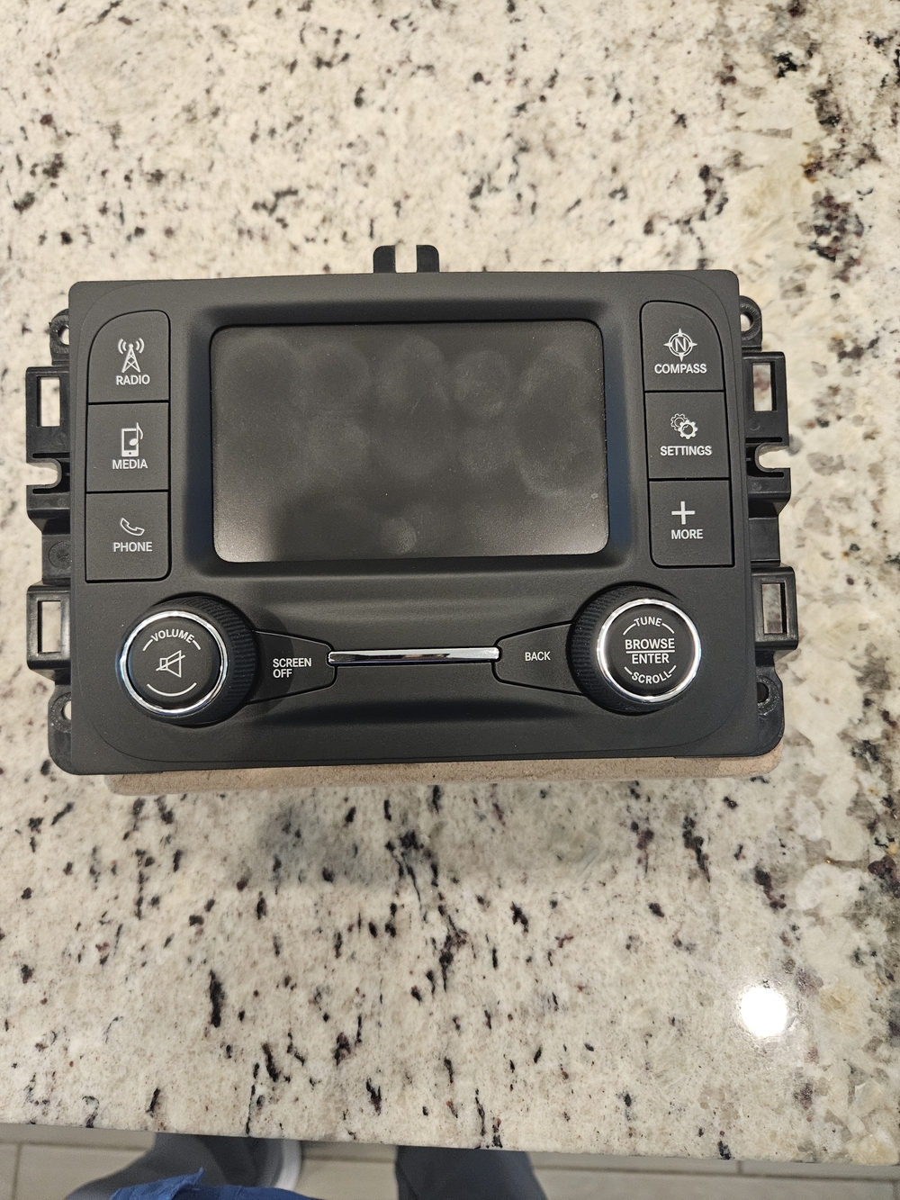 2019-2024 DODGE RAM 1500 RADIO AUDIO RECEIVER WITH DISPLAY